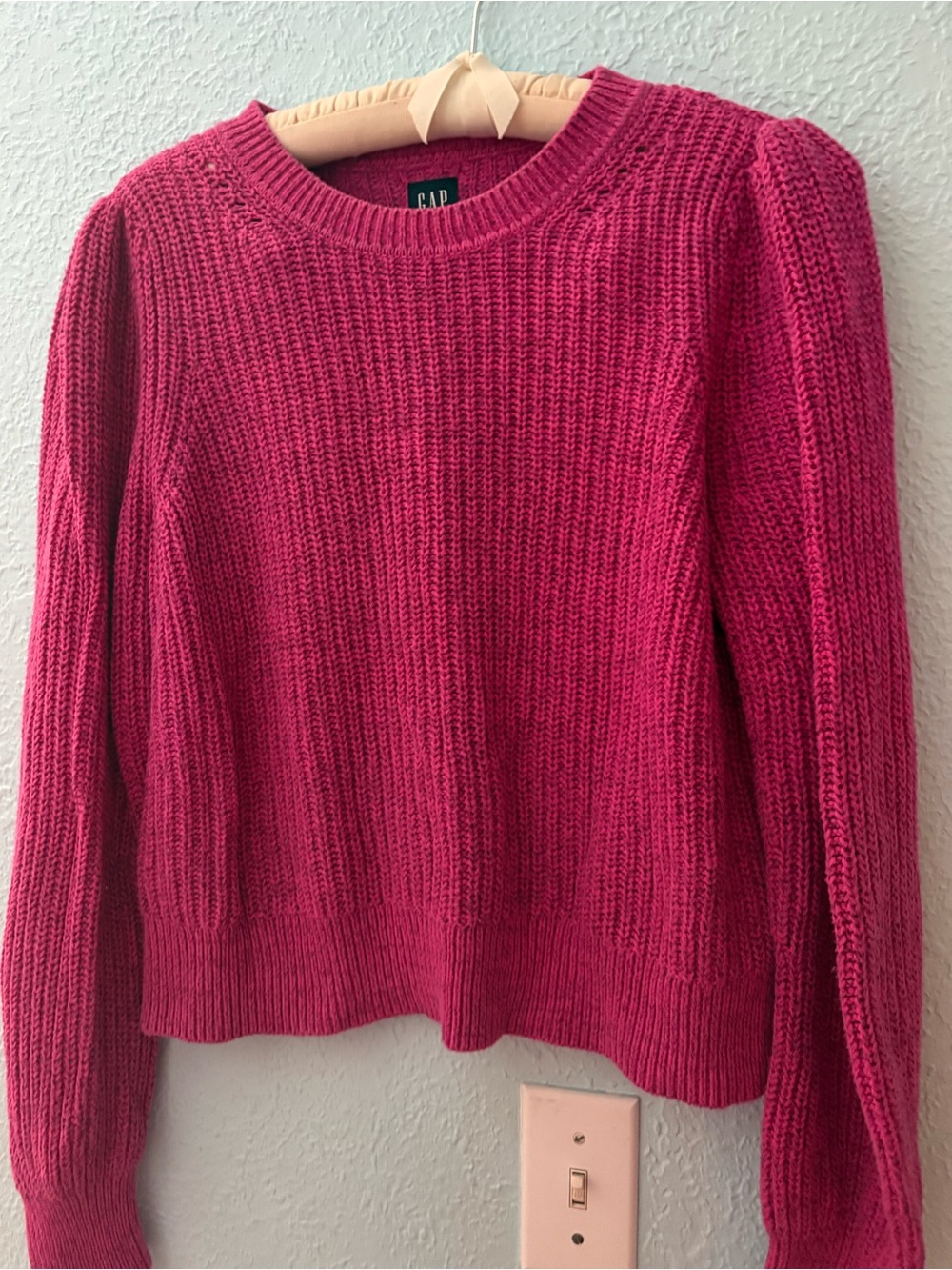 GAP Women's Bright Pink Crewneck Knit Sweater